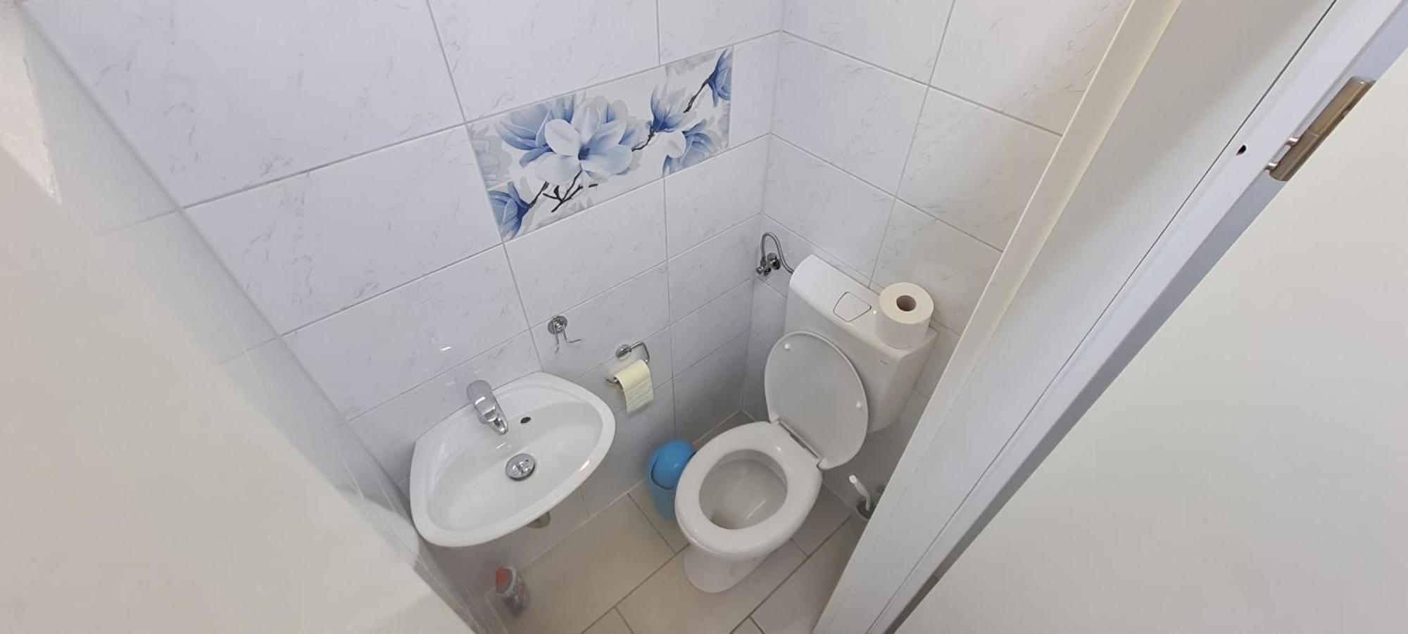 Lesce Hostel Dış mekan fotoğraf